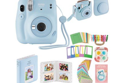 This complete Fujifilm Instax Mini 11 instant camera bundle is just $90 for Black Friday