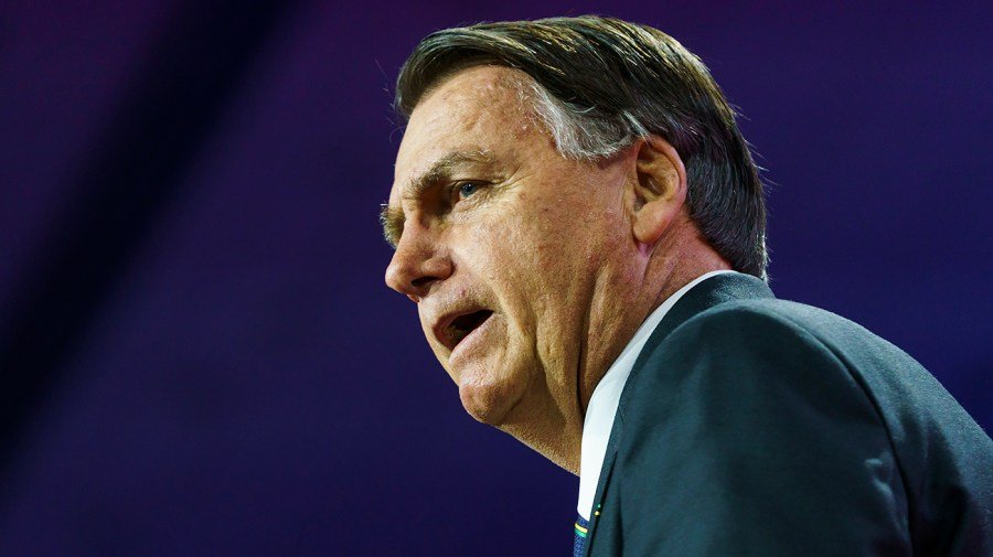 Bolsonaro floats Trump pressure campaign on Brazil in comeback push